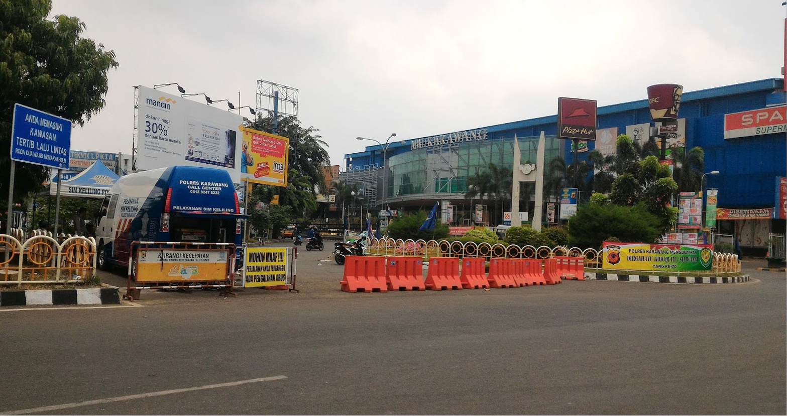 Mega Mall